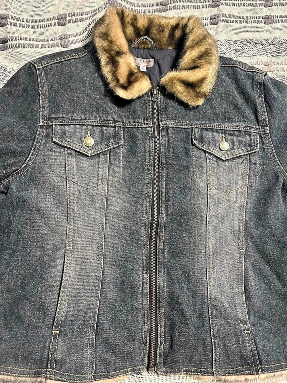 Giacca Jacket Womens Sz Large Blue Denim Faux Fur Collar Cuffs Lined Bomber - Picture 2 of 10